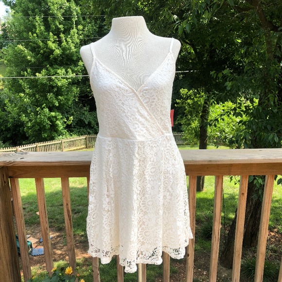 Mossimo Supply Co. Dresses & Skirts - Mossimo Lace Dress, NWT, Small